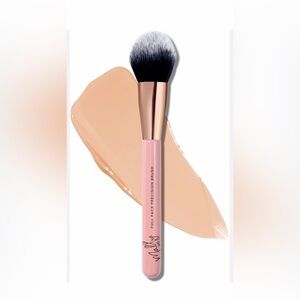 NIP MALLY BEAUTY Full Face Precision Brush